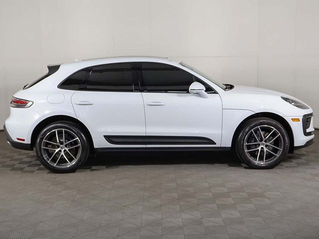 2025 Porsche Macan Base - 22941294 - 15