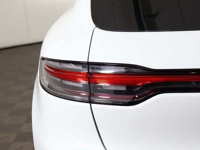 2025 Porsche Macan Base - 22941294 - 18