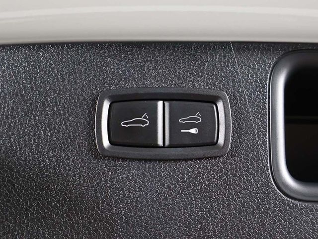 2025 Porsche Macan Base - 22941294 - 21