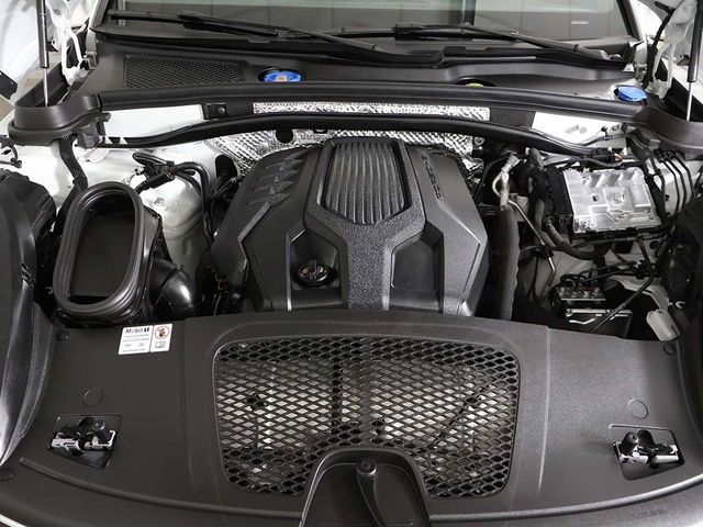 2025 Porsche Macan Base - 22941294 - 23