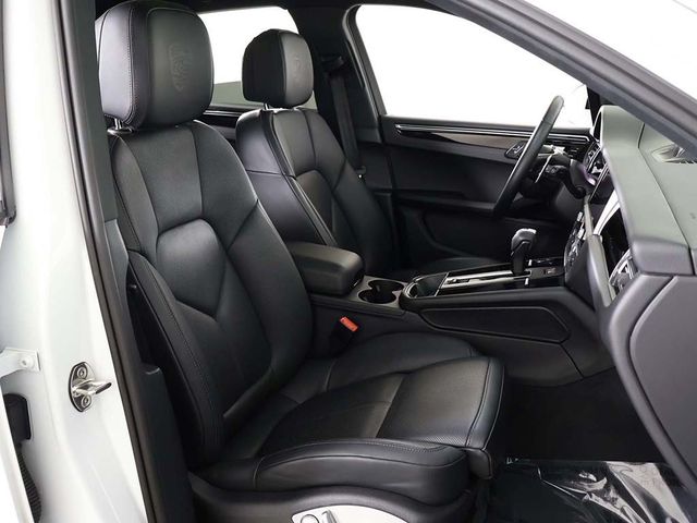 2025 Porsche Macan Base - 22941294 - 33
