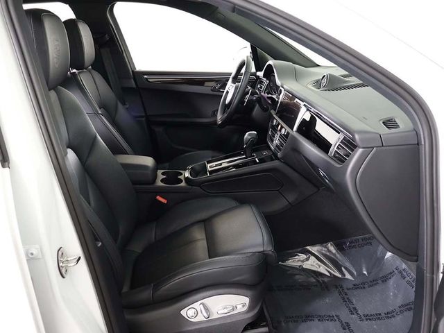 2025 Porsche Macan Base - 22941294 - 35