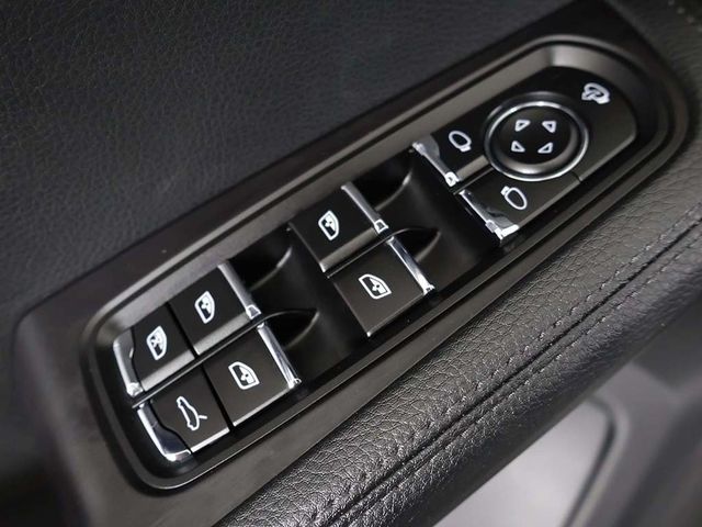 2025 Porsche Macan Base - 22941294 - 41