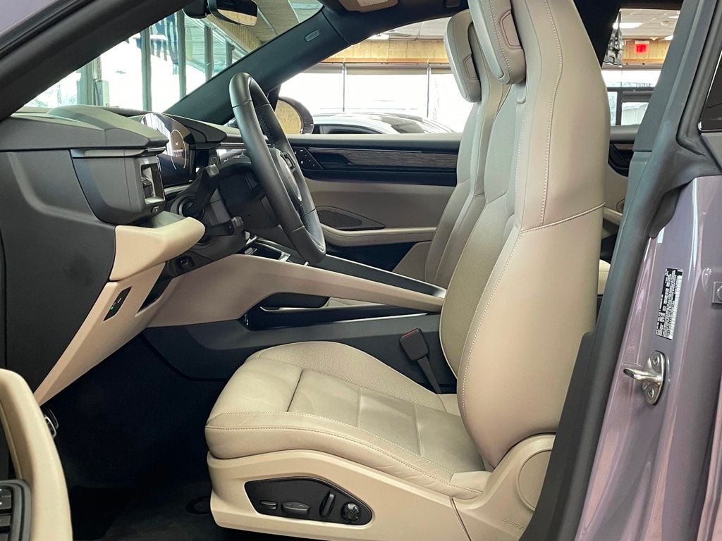 2025 Porsche Macan Electric 4 AWD - 22964915 - 10