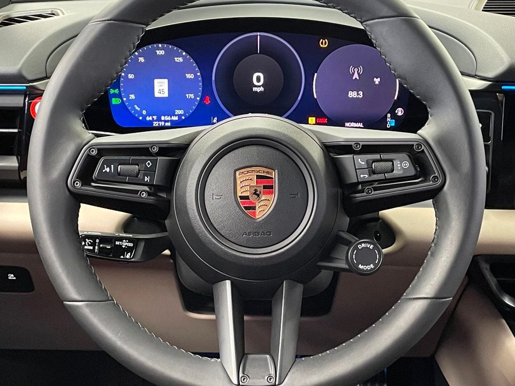 2025 Porsche Macan Electric 4 AWD - 22964915 - 29