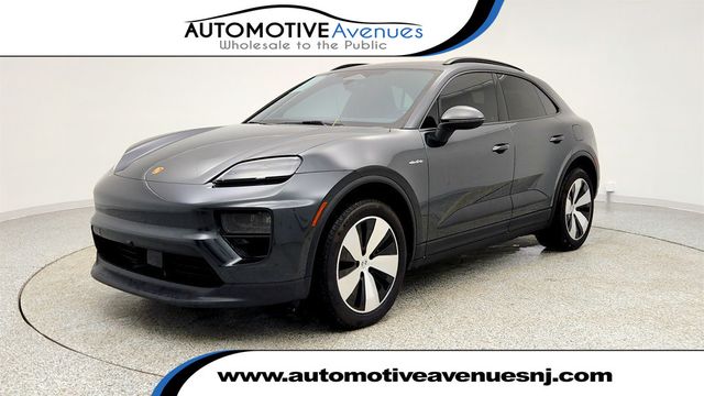 2025 Porsche Macan Electric 4 AWD with Comfort Seats, Surround View & InnoDrive - 22978515 - 0