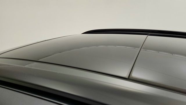 2025 Porsche Macan Electric 4 AWD with Comfort Seats, Surround View & InnoDrive - 22978515 - 9