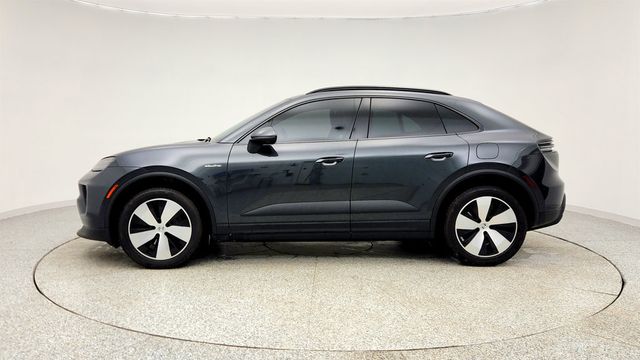 2025 Porsche Macan Electric 4 AWD with Comfort Seats, Surround View & InnoDrive - 22978515 - 7