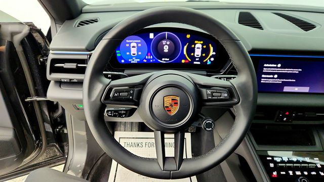 2025 Porsche Macan Electric 4 AWD with Comfort Seats, Surround View & InnoDrive - 22978515 - 11