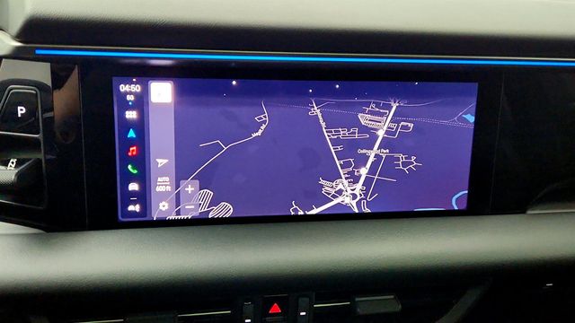 2025 Porsche Macan Electric 4 AWD with Comfort Seats, Surround View & InnoDrive - 22978515 - 15