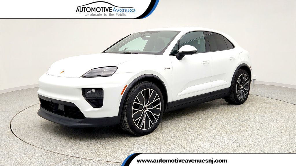 2025 Porsche Macan Electric 4 AWD w/ Premium Package & 21'' Wheels (351-mile range) - 22983242 | Video 1