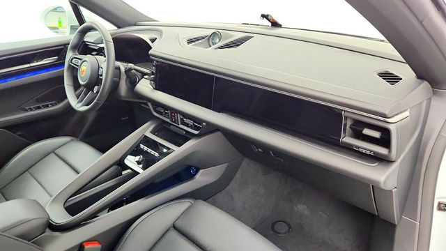 2025 Porsche Macan Electric 4 AWD w/ Premium Package & 21'' Wheels (351-mile range) - 22983242 - 27