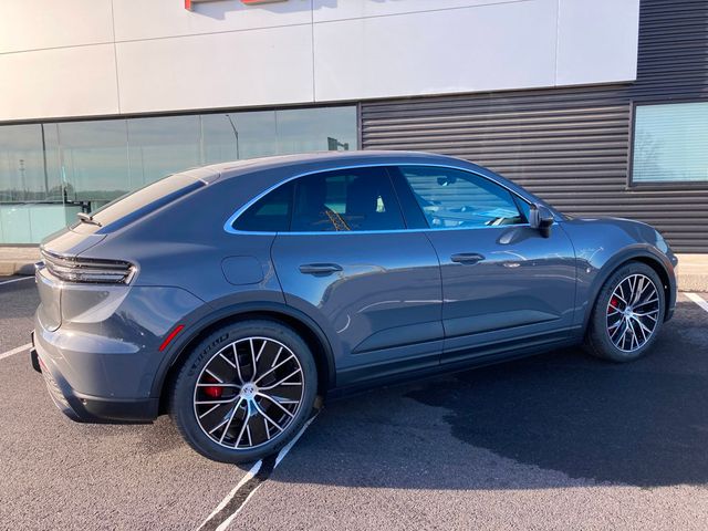 2025 Porsche Macan Electric 4S AWD - 22753139 - 13