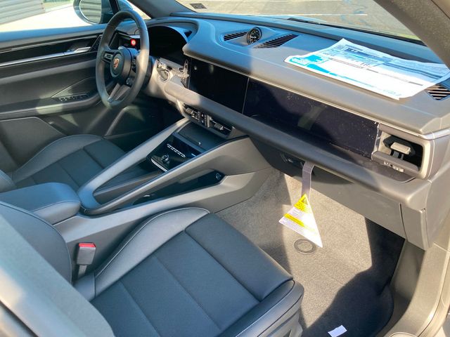 2025 Porsche Macan Electric 4S AWD - 22753139 - 31