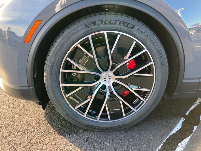 2025 Porsche Macan Electric 4S AWD - 22753139 - 8