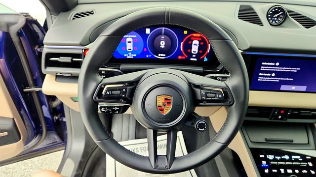 2025 Porsche Macan Electric 4S AWD w/ Premium Pkg & Sport Chrono Pkg - 23046031 - 13