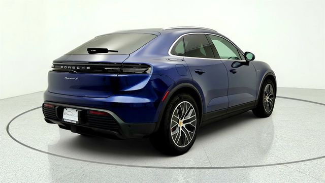2025 Porsche Macan Electric 4S AWD w/ Premium Pkg & Sport Chrono Pkg - 23046031 - 4