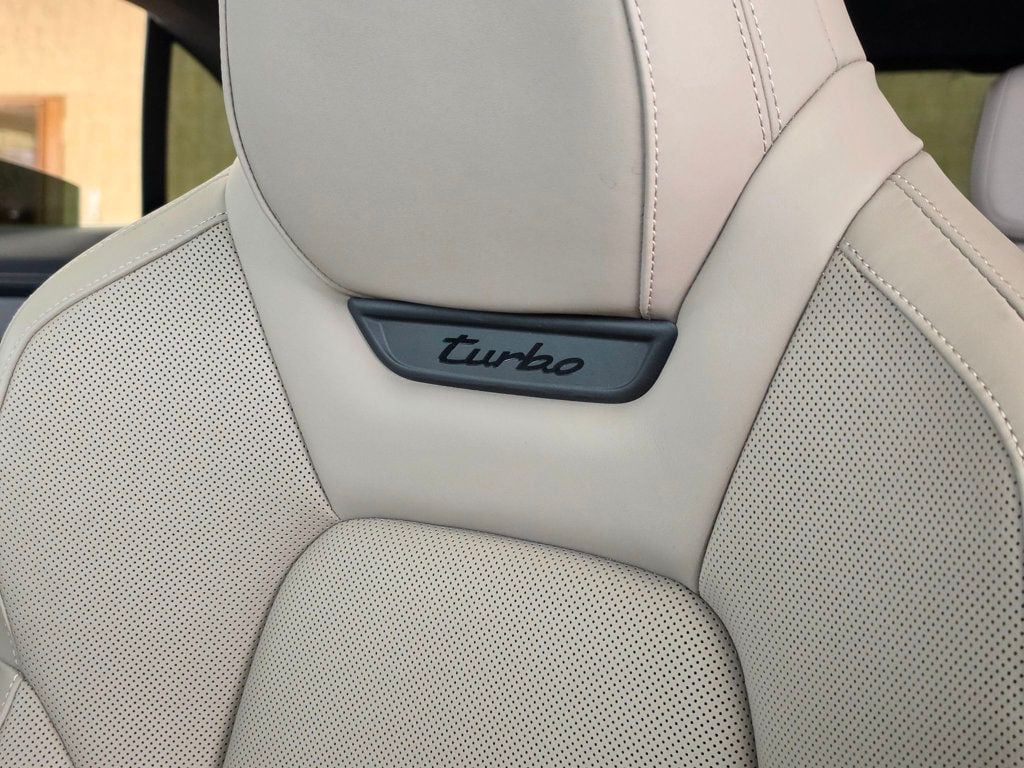 2025 Porsche Macan Electric Turbo AWD - 23058450 - 12