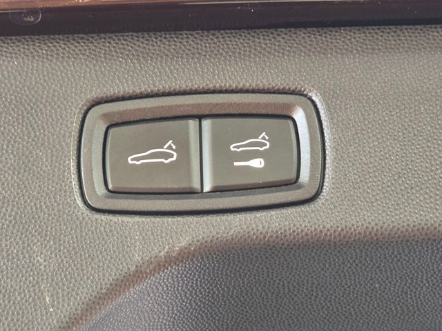 2025 Porsche Macan Electric Turbo AWD - 23058450 - 27