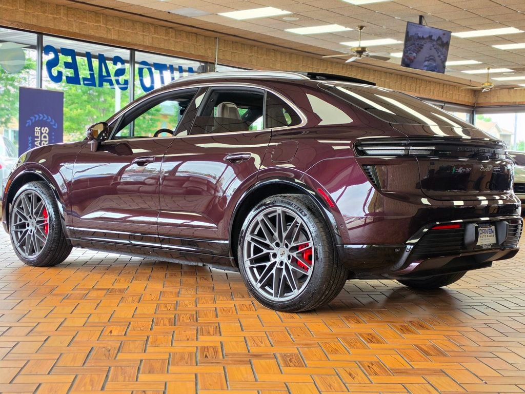 2025 Porsche Macan Electric Turbo AWD - 23058450 - 6