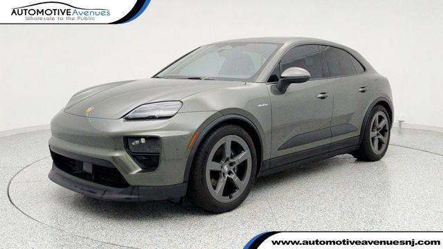 2025 Porsche Macan Electric with Premium Package, 21'' Wheels & Passenger Display - 22956586 - 0