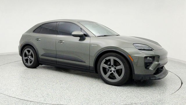 2025 Porsche Macan Electric with Premium Package, 21'' Wheels & Passenger Display - 22956586 - 2