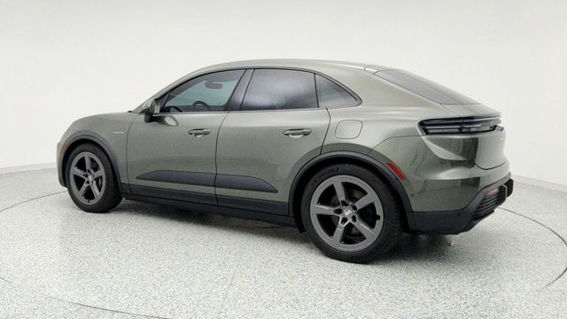 2025 Porsche Macan Electric with Premium Package, 21'' Wheels & Passenger Display - 22956586 - 6