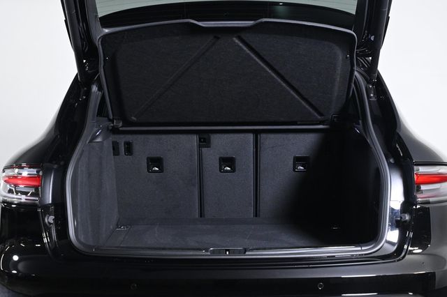 2025 Porsche Macan S - 23004389 - 25
