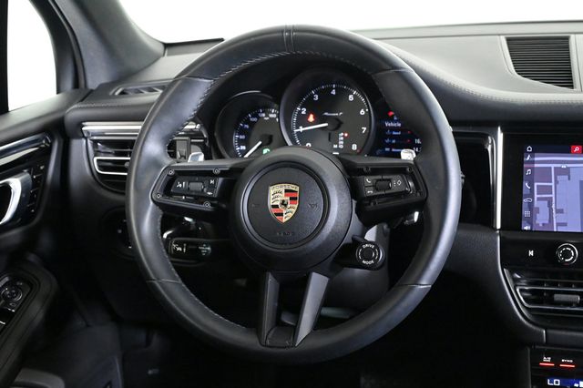 2025 Porsche Macan T - 22914150 - 11