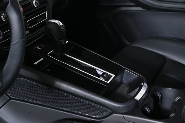 2025 Porsche Macan T - 22914150 - 23