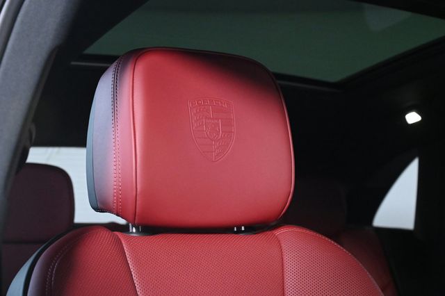 2025 Porsche Macan T - 22996341 - 23