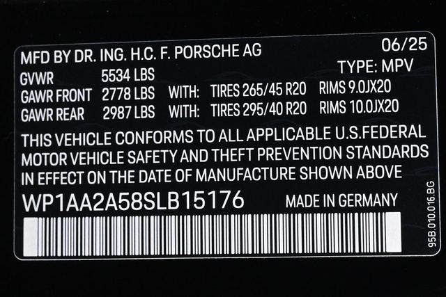 2025 Porsche Macan T - 22996341 - 27