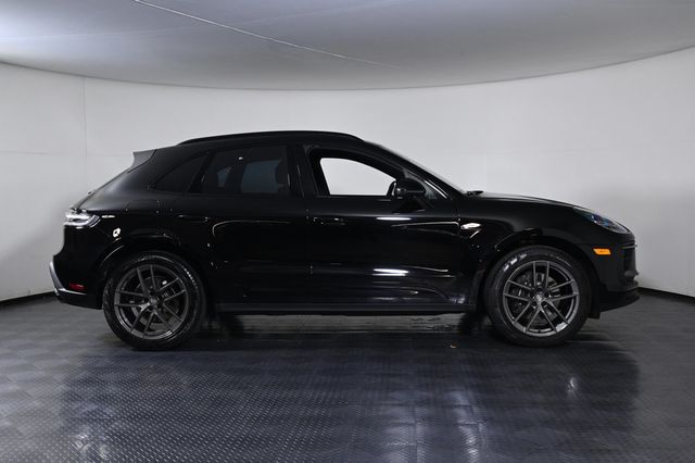 2025 Porsche Macan T - 22996341 - 7