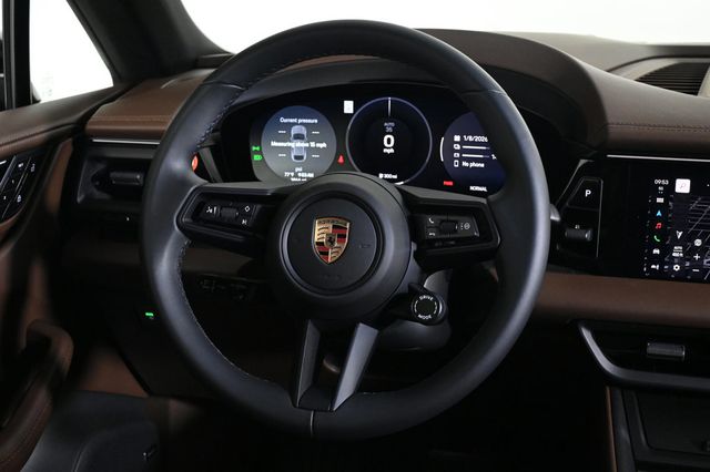 2025 Porsche Macan Electric 4 - 22968626 - 11