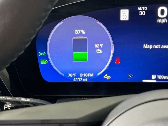 2025 Porsche Macan Electric 4 - 23040180 - 13