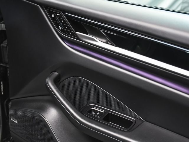 2025 Porsche Macan Electric 4 - 22922996 - 15