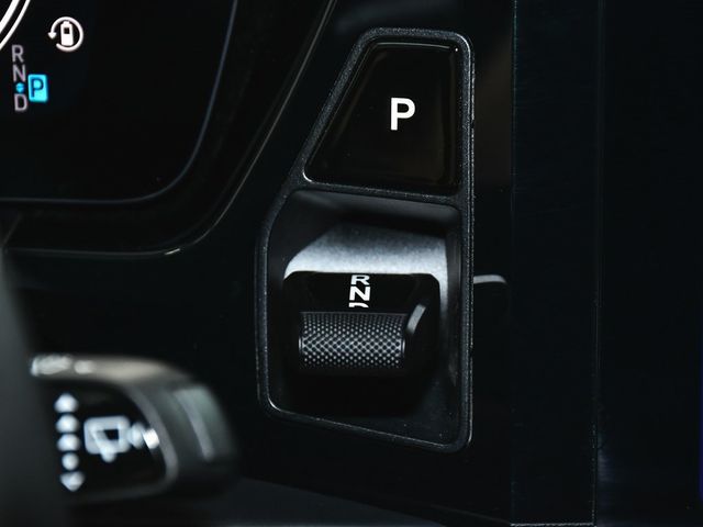 2025 Porsche Macan Electric 4 - 22922996 - 31