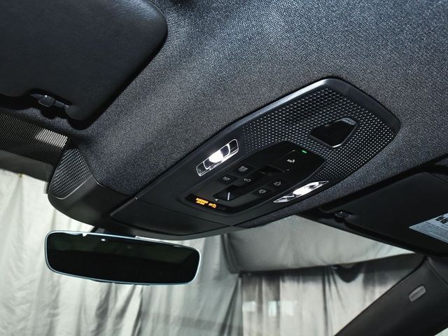 2025 Porsche Macan Electric 4 - 22922996 - 36