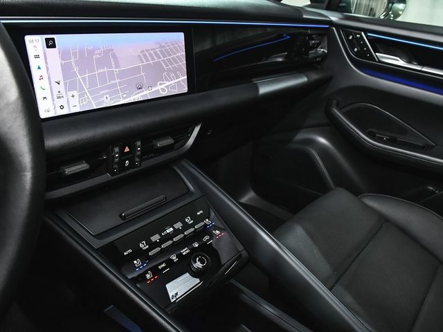 2025 Porsche Macan Electric 4 - 22922996 - 38