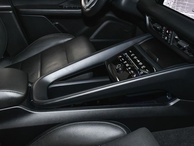 2025 Porsche Macan Electric 4 - 22922996 - 58