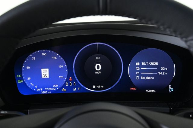 2025 Porsche Macan Electric 4S - 22923909 - 13