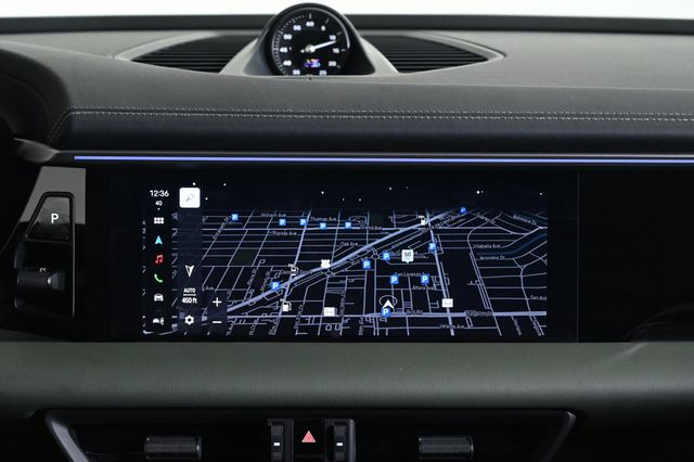 2025 Porsche Macan Electric 4S - 22923909 - 14