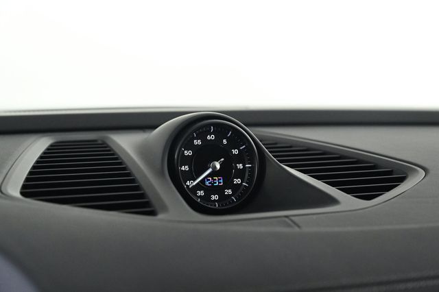 2025 Porsche Macan Electric 4S - 22923909 - 20