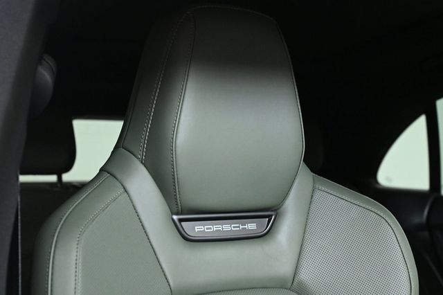 2025 Porsche Macan Electric 4S - 22923909 - 23