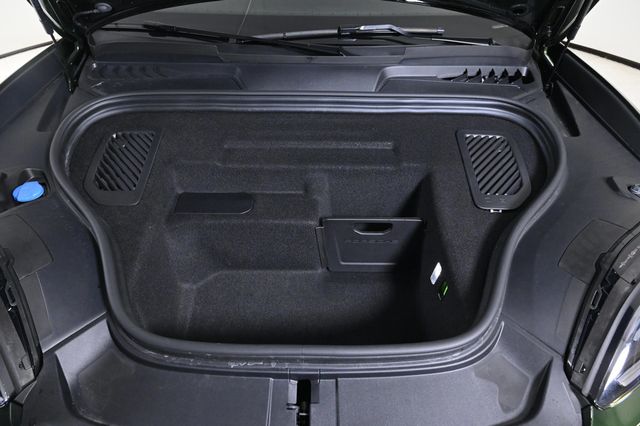 2025 Porsche Macan Electric 4S - 22923909 - 27