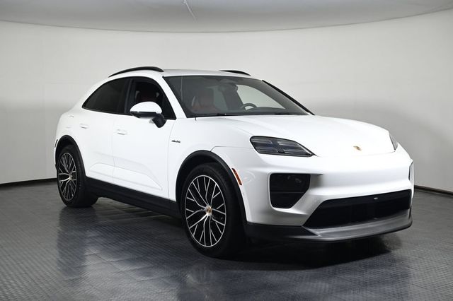 2025 Porsche Macan Electric 4S - 23025446 - 8
