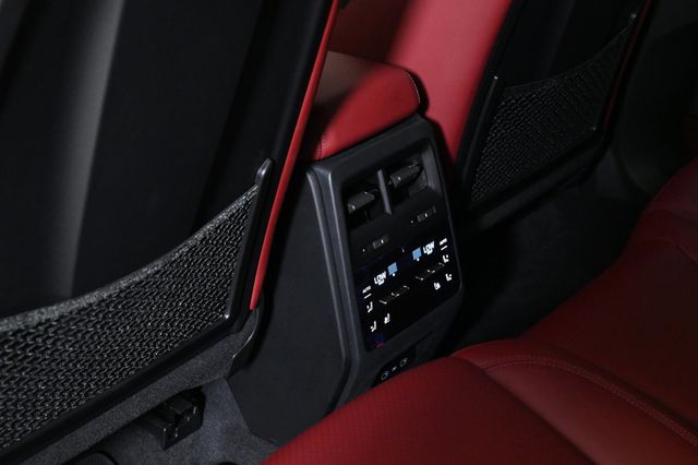 2025 Porsche Macan Electric Electric RWD - 22950443 - 19