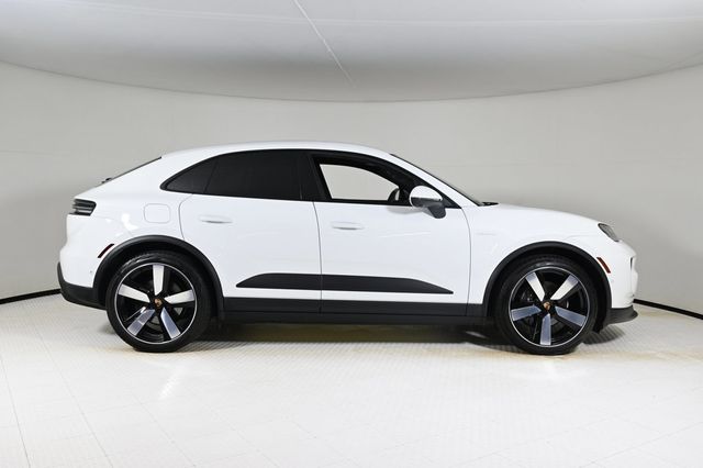 2025 Porsche Macan Electric Electric RWD - 22950443 - 7