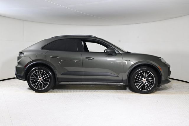 2025 Porsche Macan Electric Electric RWD - 22968804 - 7