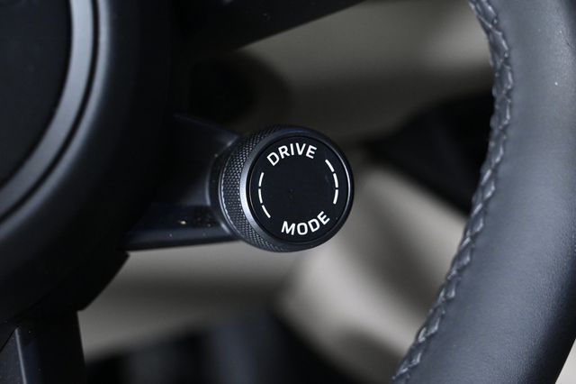 2025 Porsche Macan Electric Electric RWD - 22988542 - 22